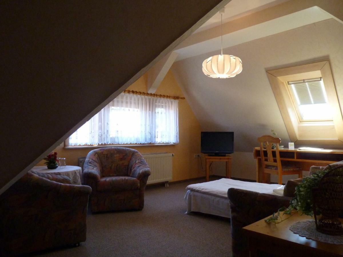Helmerser Wirtshaus Struth-Helmershof ภายนอก รูปภาพ